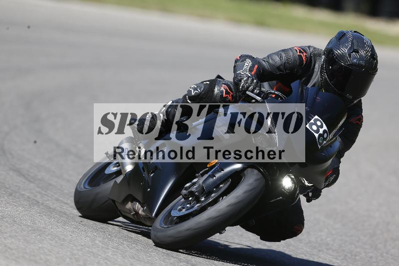 Archiv-2025/48 25.08.2025 Cornu Master School ADR/gruen-vert/88